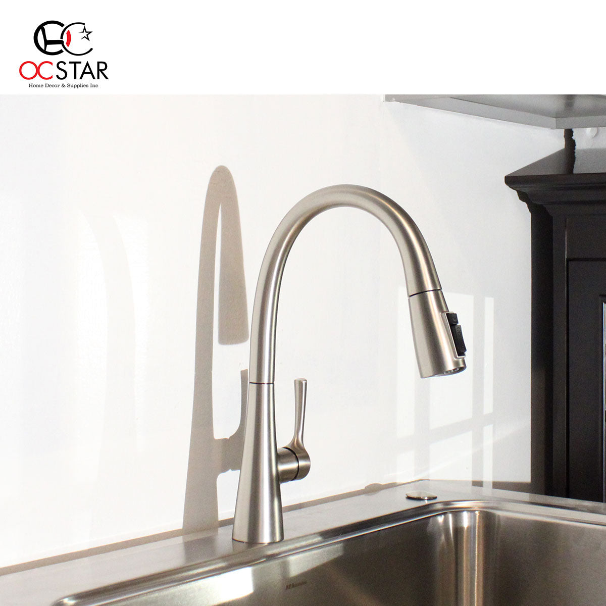 DELTA Auburn Single Handle Pulldown Kitchen Faucet with Soap Dispenser